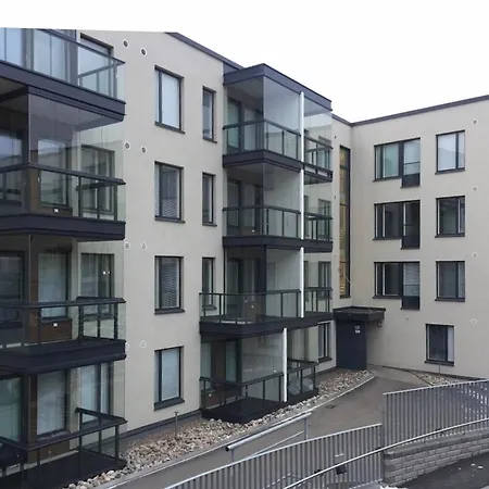 Studio In Trendy Kakola Hill Area Close To Center