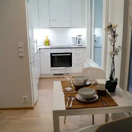 In Trendy Kakola Hill Area Close To Center Διαμέρισμα *